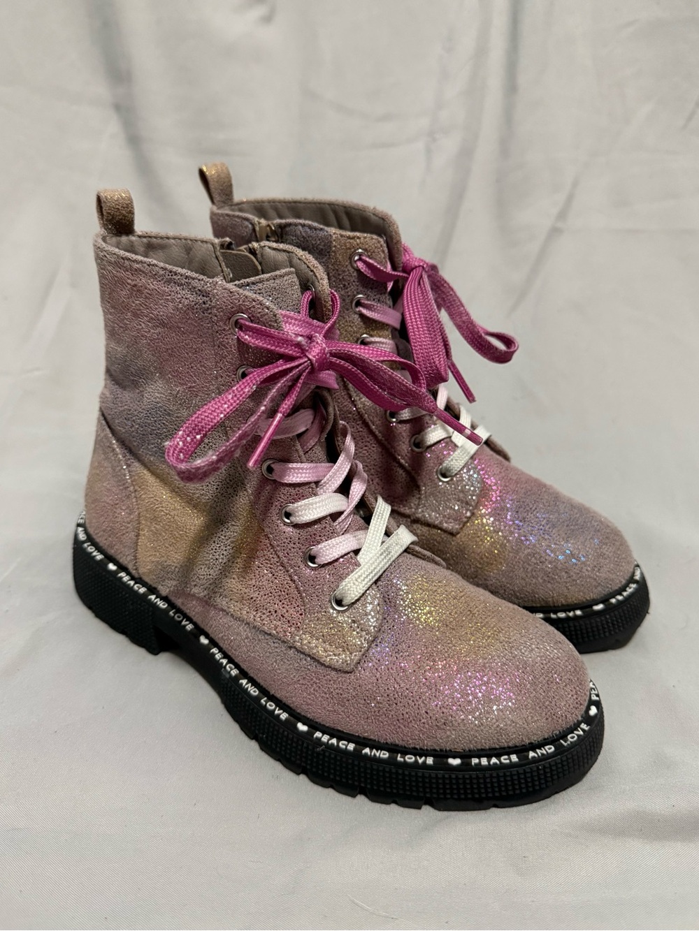 Steve Madden Girls Wordle Combat Boots in Metallic Glitter Size 2